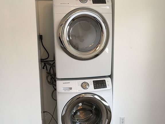 4th image of 391 N 900th St E Unit B