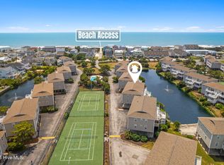 250 W 2nd St #4B, Ocean Isle Beach, NC 28469