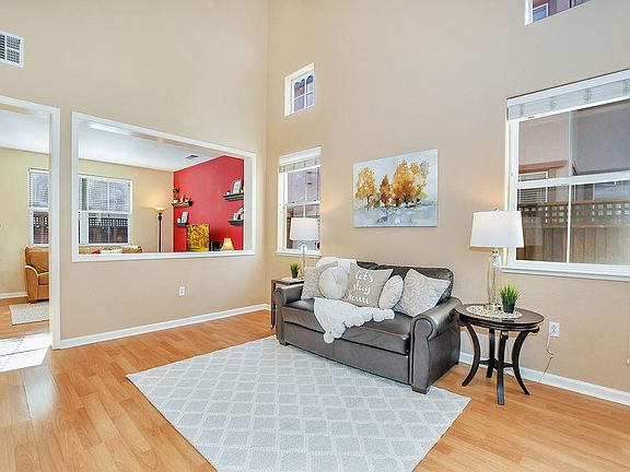 5th image of 122 Abella Cir
