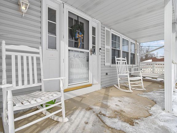 2nd image of 659 Woodcrest Dr