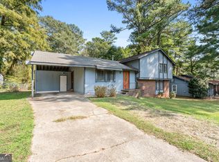 9076 Dorsey Rd, Riverdale, GA 30274