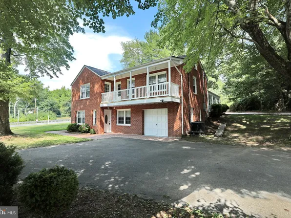 5710 Olivers Shop Rd, Bryantown, MD 20617