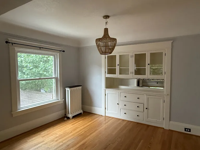 215 SE 30th Pl — Photo 9