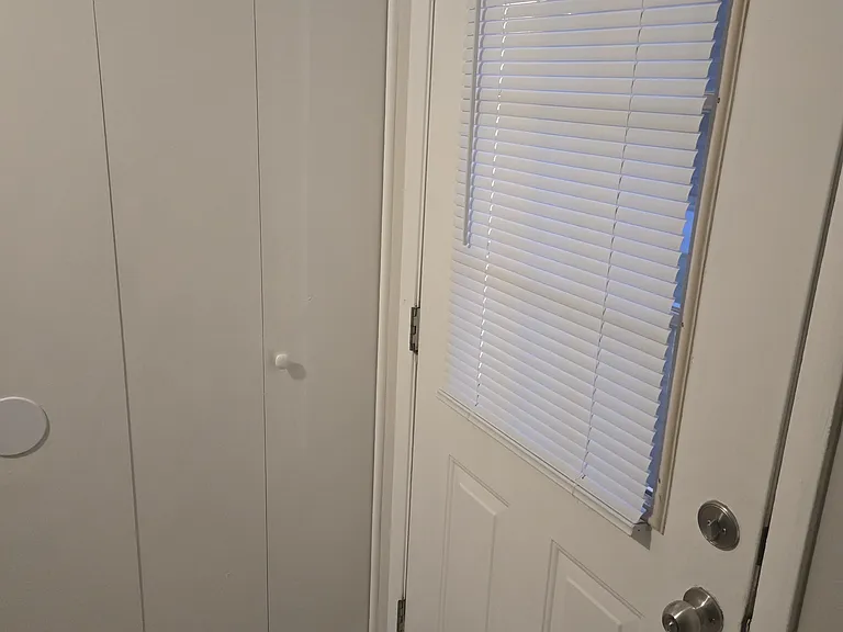 1 Golden Hill Ct — Photo 24