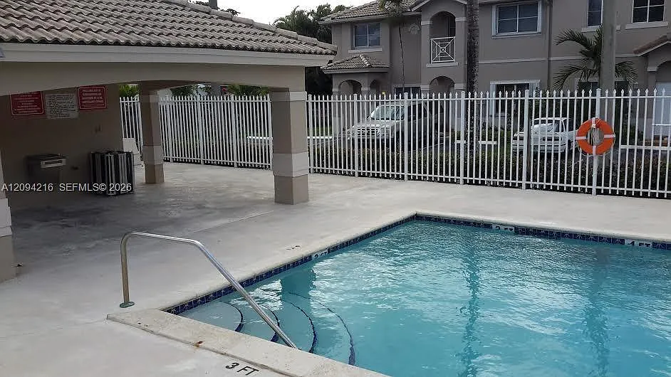 Paseos At Miami Lakes — Photo 3