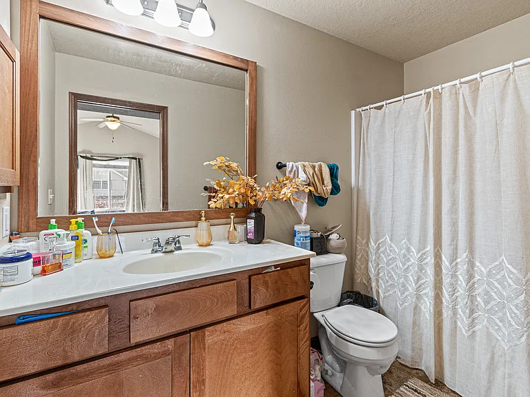 1554 Burr Dr — Photo 20