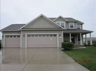 409 Labrador Ln, Normal, IL 61761