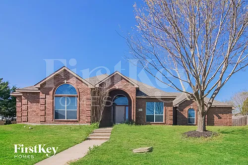 1731 Vista Ridge Dr W Photo 1