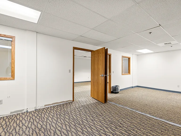 214 S Main St #D — Photo 42