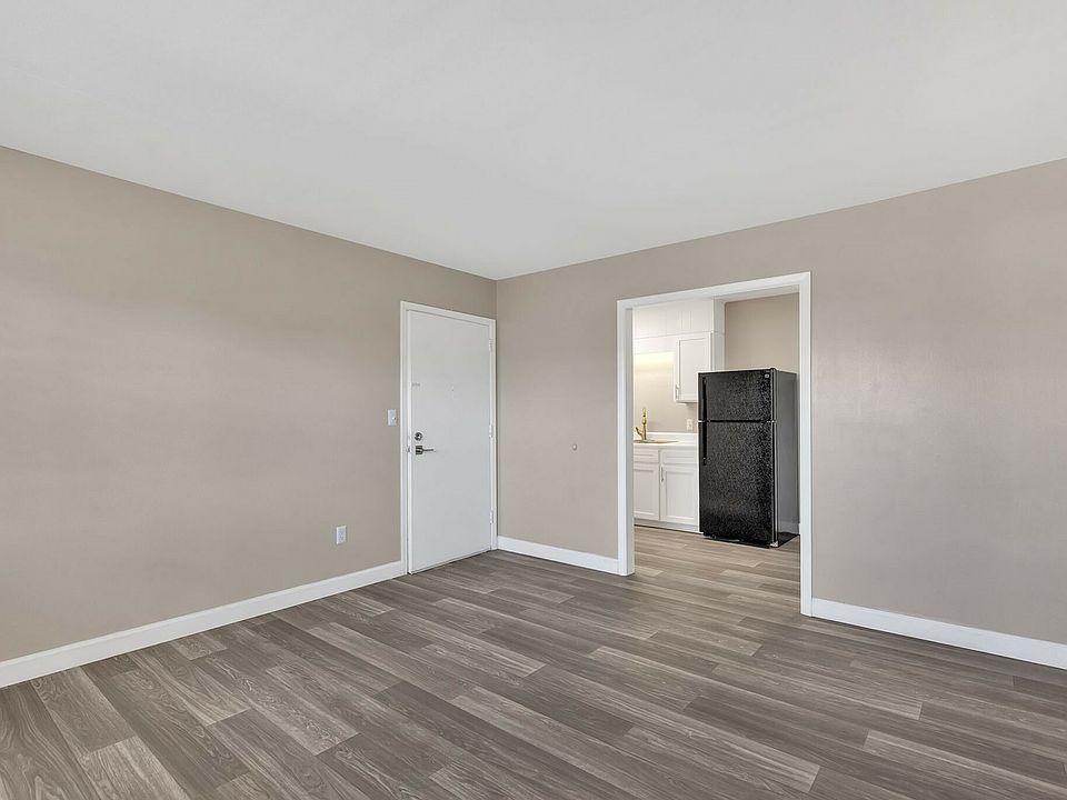 Bristol Square 104 Stafford St Bristol TN Zillow