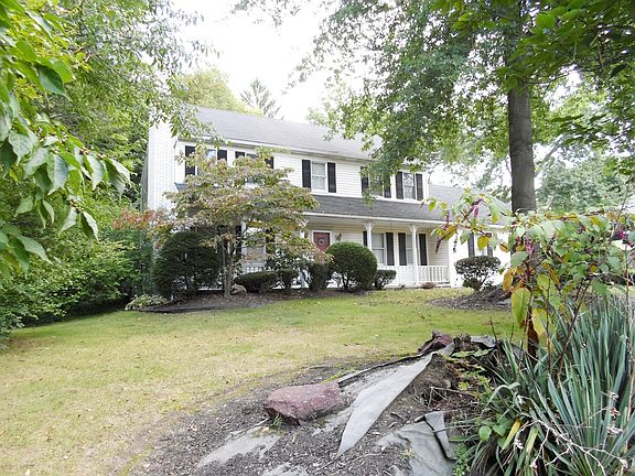 4th image of 1327 Jefferson Ave