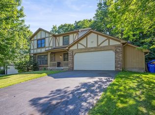 26 Breckenridge Dr, Rochester, NY 14626