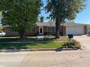 109 Illinois St, Bedford, IA 50833