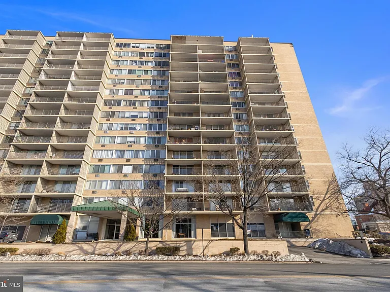 1401 Pennsylvania Ave #208 — Photo 3