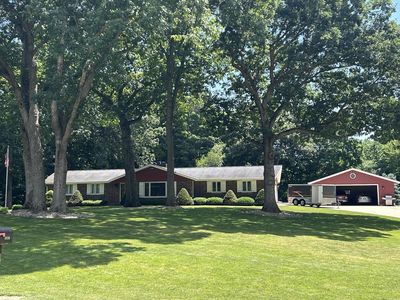 28237 N Lake DRIVE, Waterford, WI, 53185