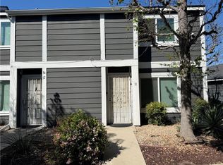 824 N Pasadena Ave APT 11, Azusa, CA 91702