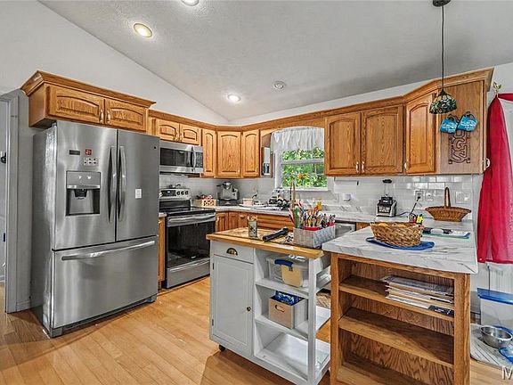 5th image of 17435 Lori Dr