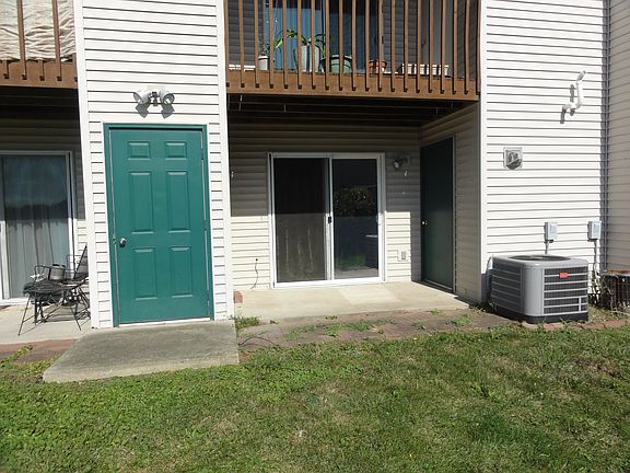 5th image of 435 Bowlavard Ave APT 5