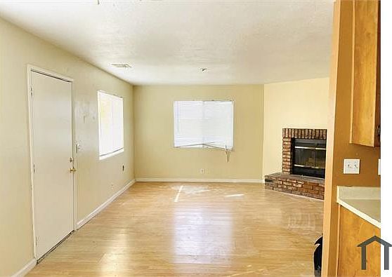 2nd image of 13729 Greenwood Pl APT 2