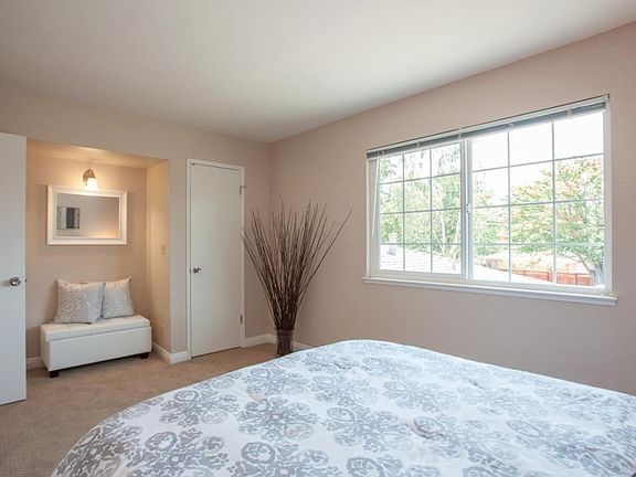 4th image of 2273 Samaritan Dr APT 3