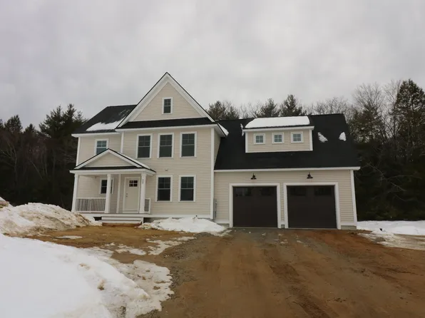 11 Stone Creek Drive, Brentwood, NH 03833