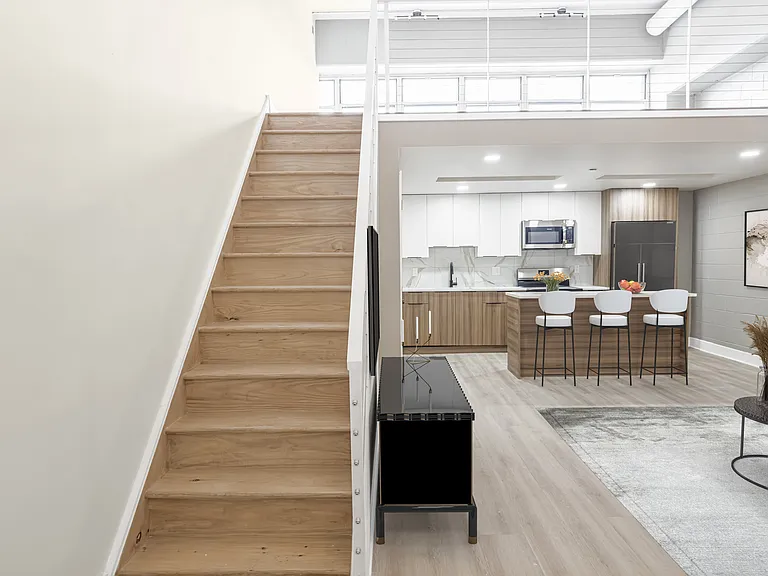 Industrial Arts Loft Building — Photo 13