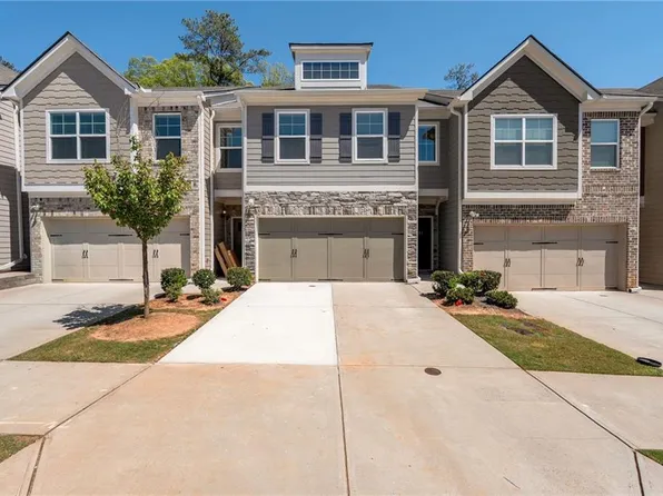 2251 Mulsanne Dr, Lithonia, GA 30058