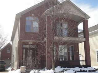 820 Humphrey Ave, Birmingham, MI 48009