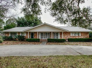 104 Arrow Mound St, Shavano Park, TX 78231