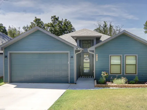 930 W Florence St, Denison, TX 75020