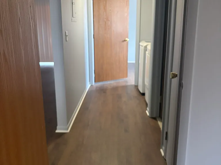 4724 S Creyts Rd #1 — Photo 12