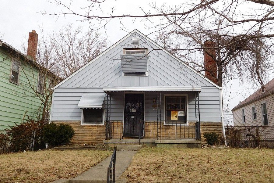 1st image of 1228 E 16th Ave