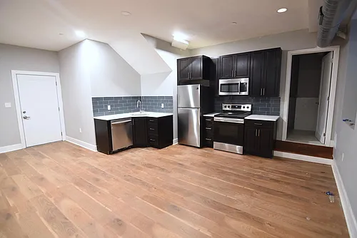 1521-23 W Girard Ave #B4 Photo 1 1521-23 W Girard Ave #B4 Photo 1