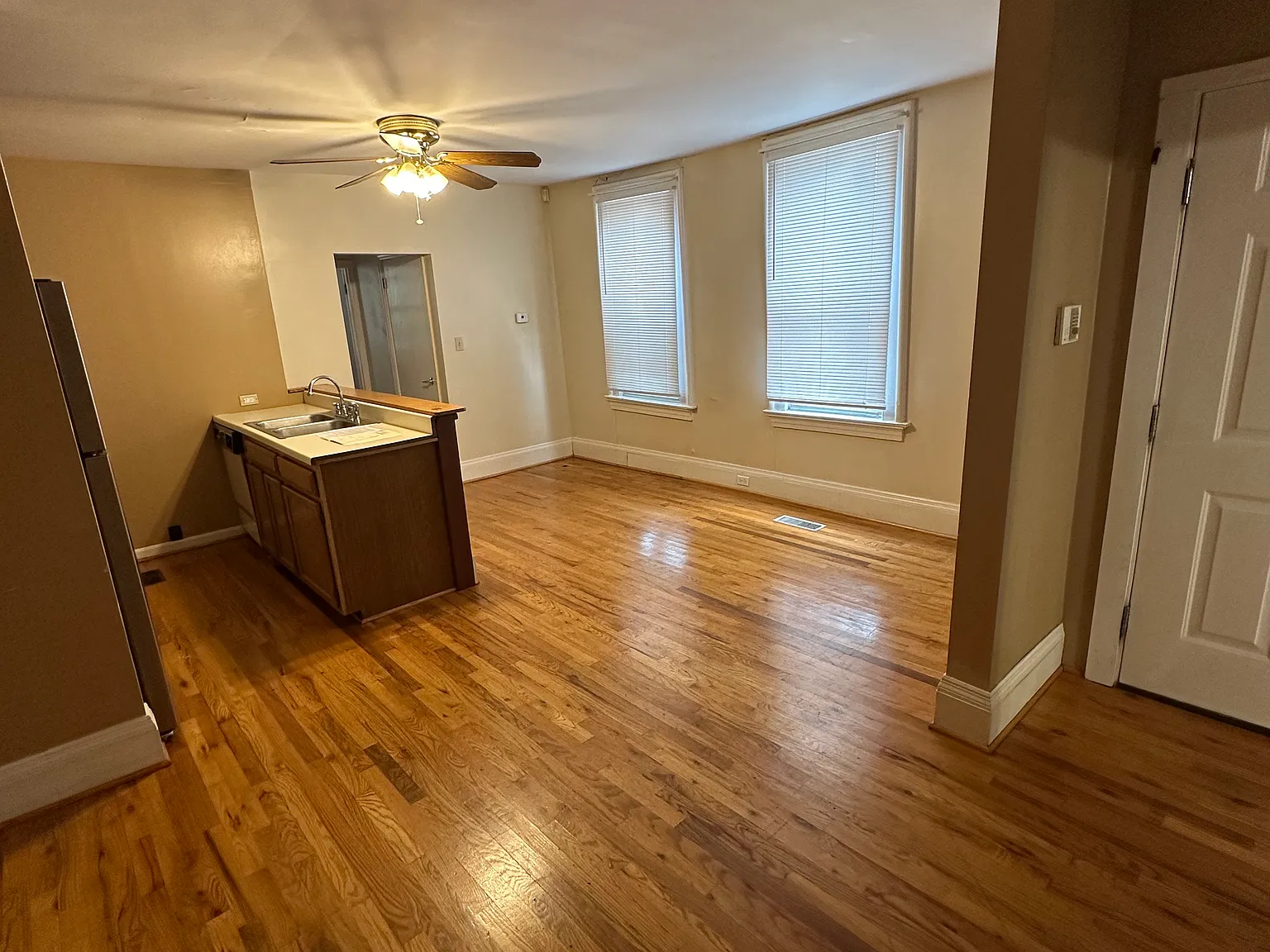 3 W Hollister St — Photo 3