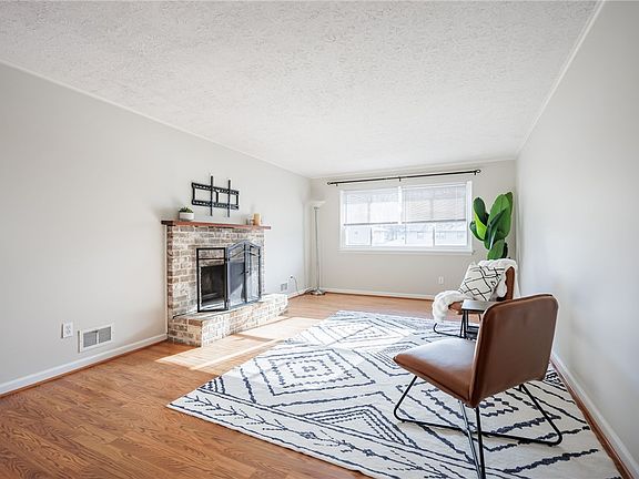 5th image of 38 Notre Dame Dr