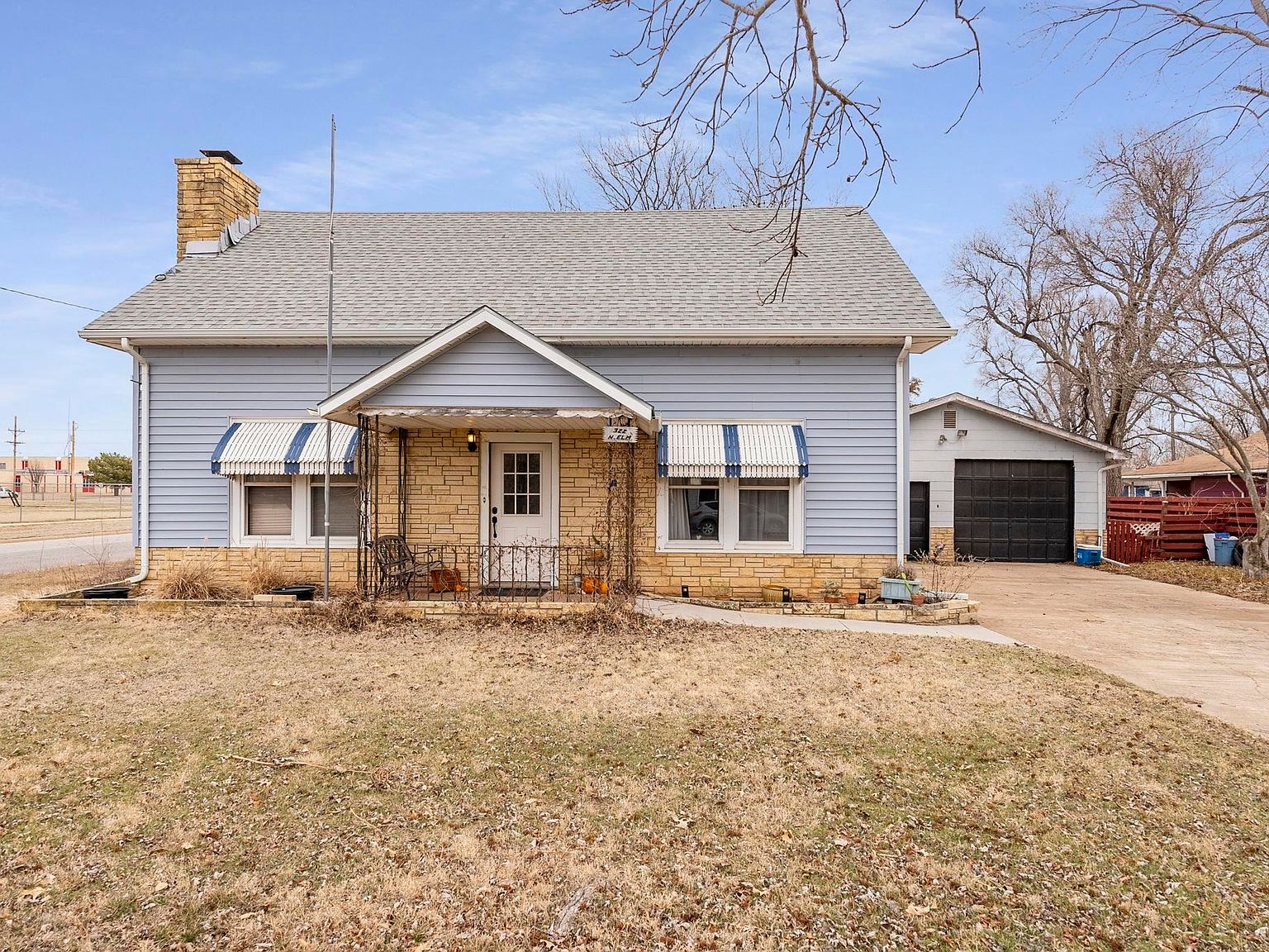 322 N Elm St, Argonia, KS 67004 Zillow