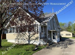 210 Gulf Rd APT C, Elyria, OH 44035