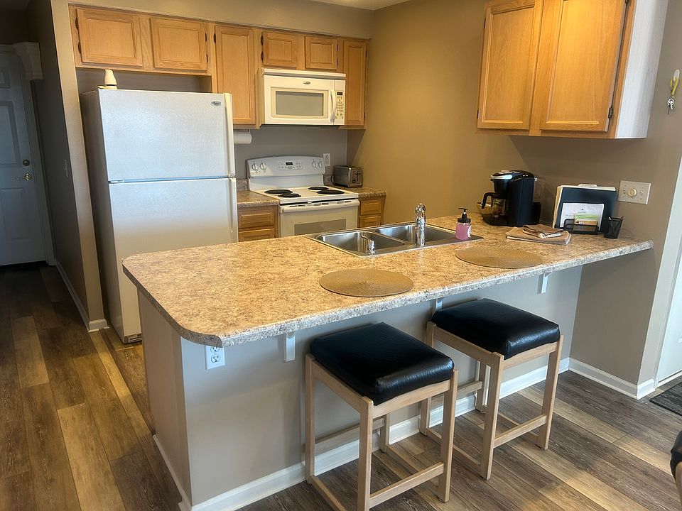 1st image of 15 Monterey Dr #16A