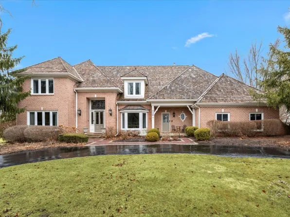 726 Fox Glen Dr, St Charles, IL 60174