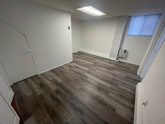 Rented by Metropolis International Realty Inc. | media 7