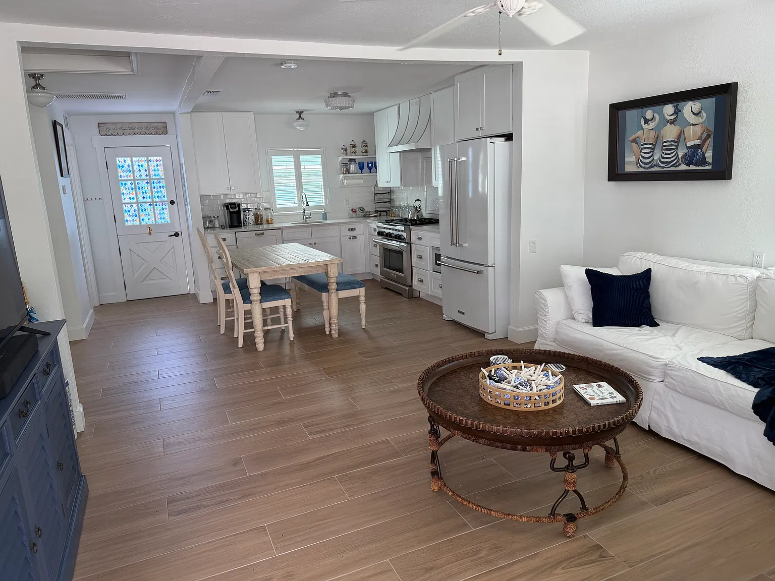 2 bed, 924 sqft, $3,500 — Photo 4
