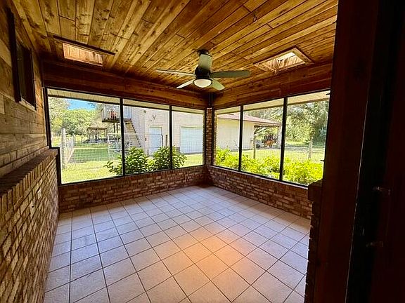 5th image of 3040 Rogers Rd