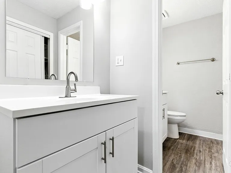 The Rye Apartments — Photo 42