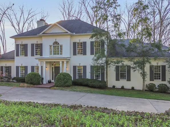 4512 Harpeth Hills Dr, Nashville, TN 37215