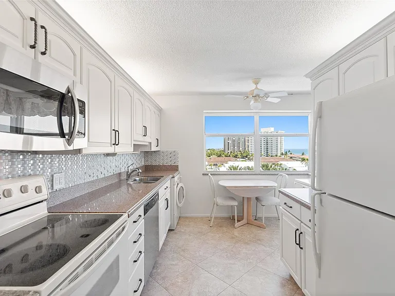 5200 N Ocean Blvd #710B — Photo 12