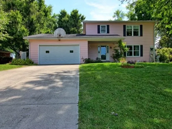 305 North Dr, Connersville, IN 47331