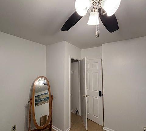 Sunset Suite ( closet view )