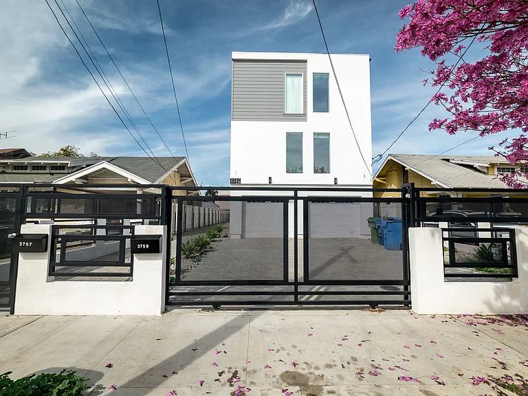 3759 Dalton Ave #90018 — Photo 8