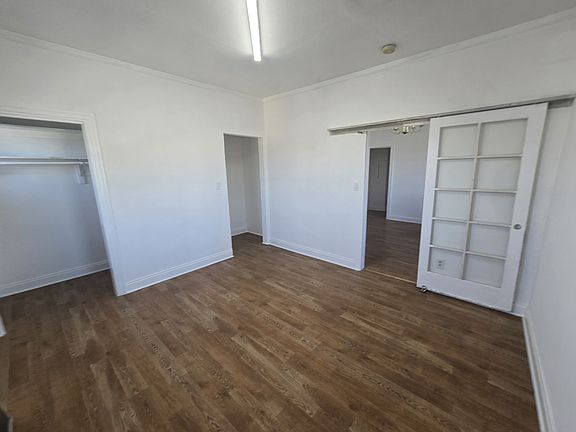 2nd image of 6202 S Vermont Ave APT 4