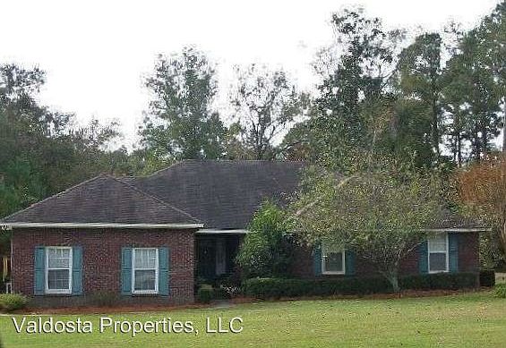 1st image of 3810 Sweetwater Cir